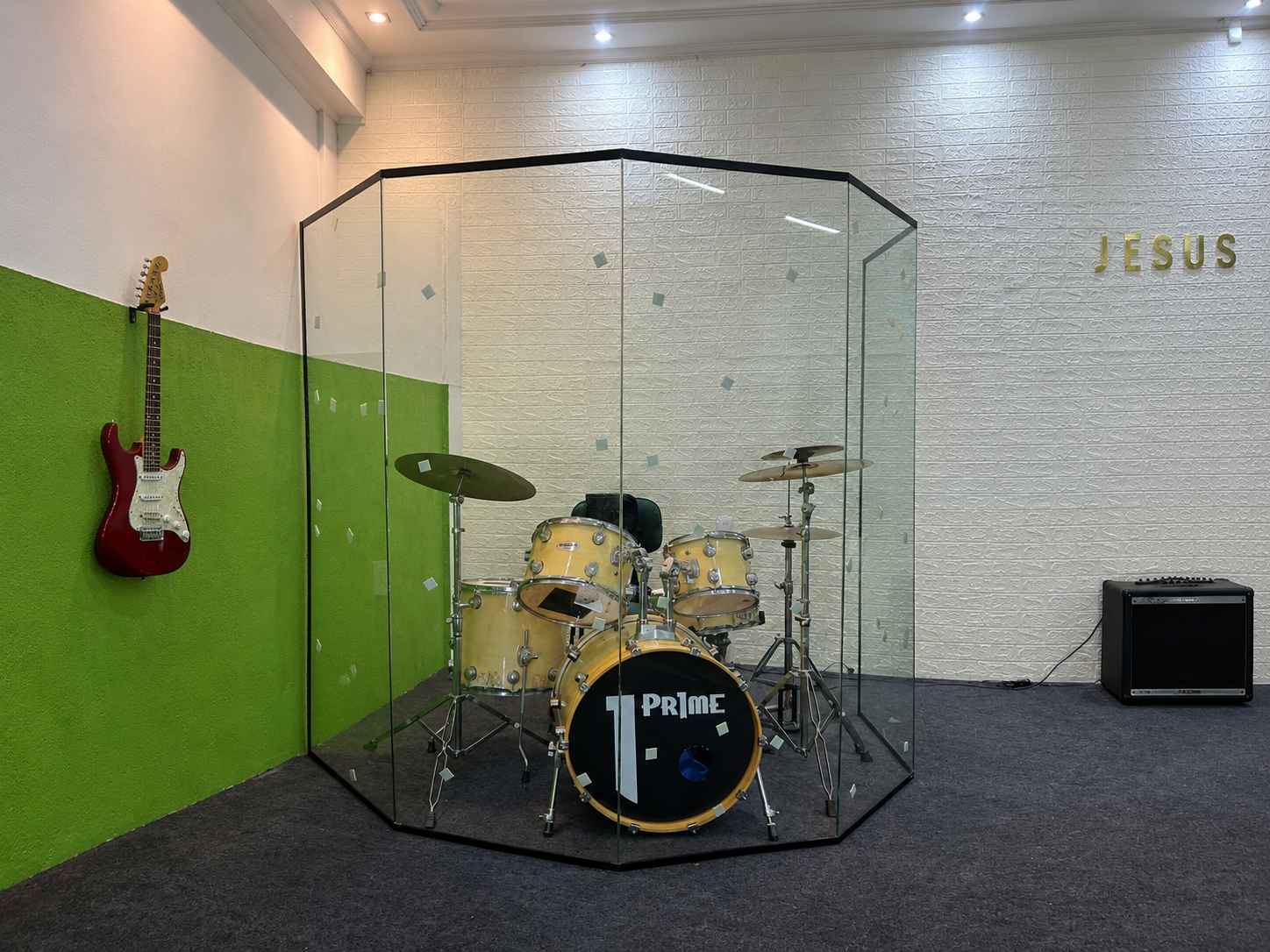 Escudo Acústico Padrão com bateria